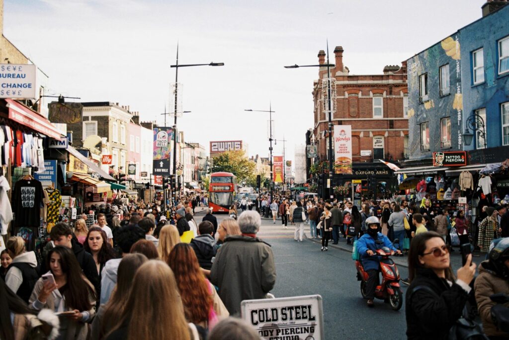 Busy street, Camden, London. Photo by Leo for Unsplash.